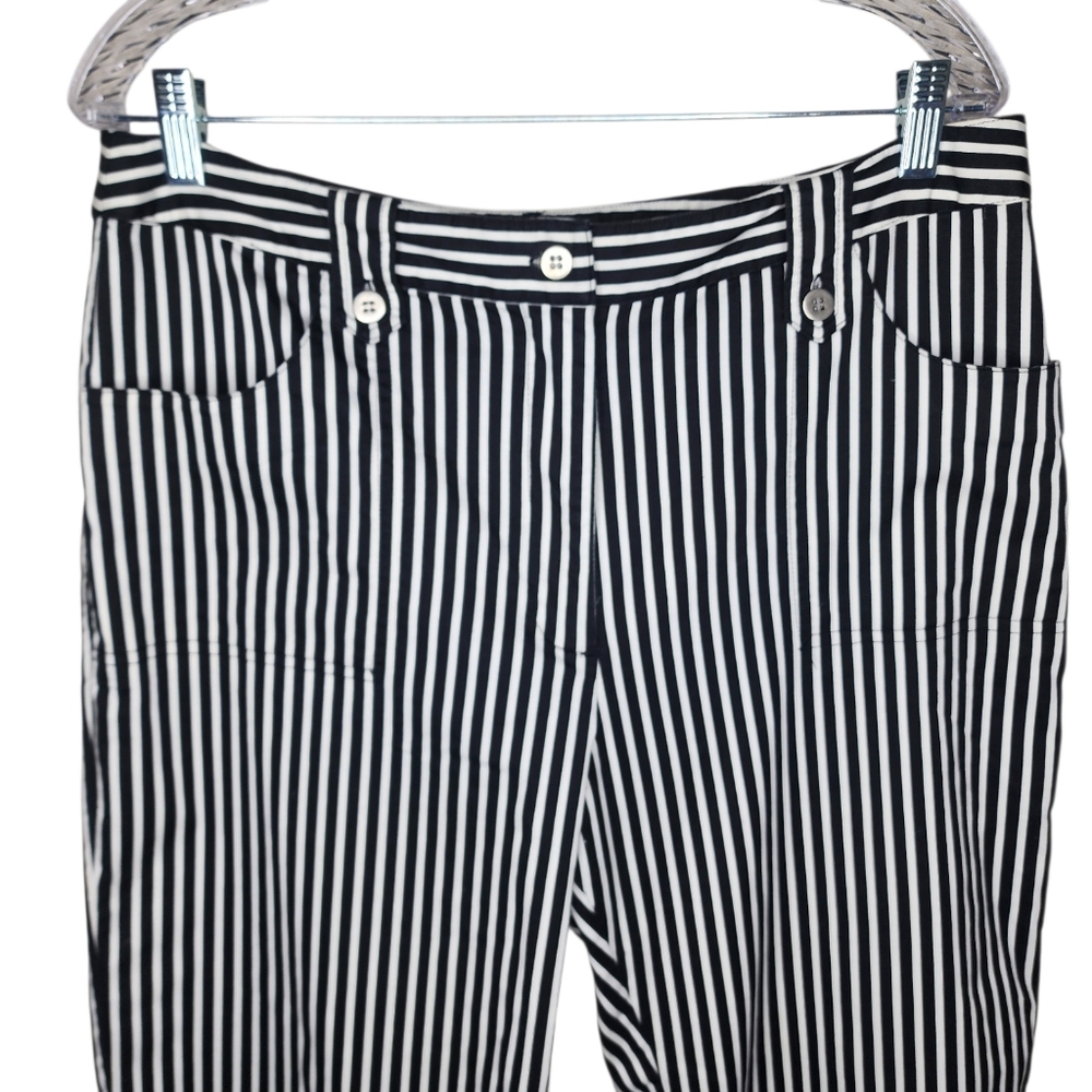 Chicos Women's Black & White Striped Cropped Pants Stretch Size 2.5 - Picture 2 of 8